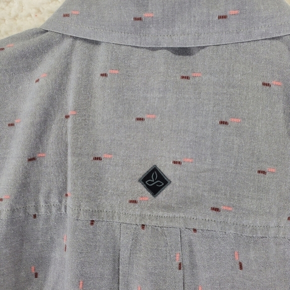 Prana Organic Cotton Shirt Mens L Gray Button Down Short Sleeves Standard Fit - Picture 7 of 11